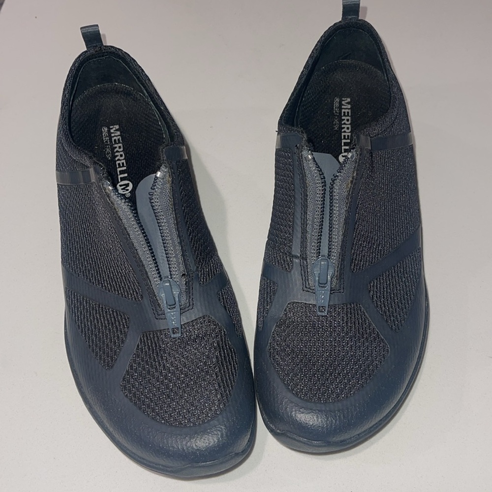 MERRELL (EUC) Women's Select Fresh Black Ceylon Zipper Up Size 7.